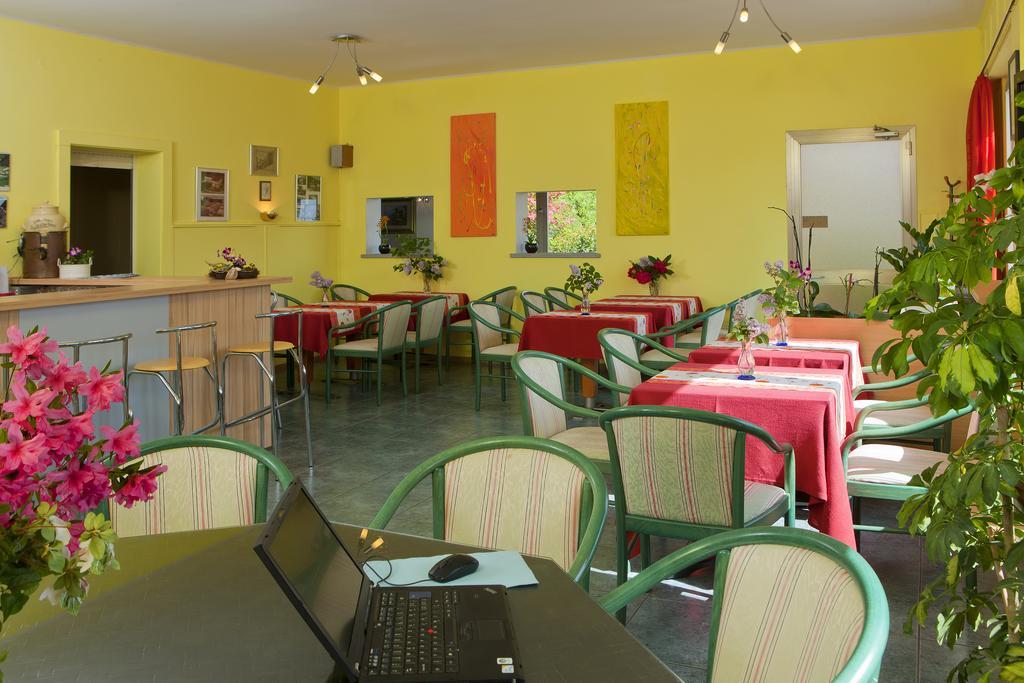 Hotel Primavera Брисаго Екстериор снимка